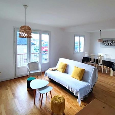 Appartement 76M2 Lumineux Centre Ville Garage Prive 3Ieme Etage Sans Ascenseur Fougères 외부 사진