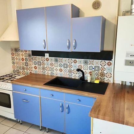 Appartement 76M2 Lumineux Centre Ville Garage Prive 3Ieme Etage Sans Ascenseur Fougères 외부 사진