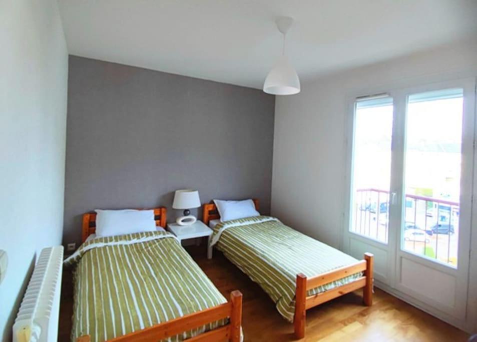 Appartement 76M2 Lumineux Centre Ville Garage Prive 3Ieme Etage Sans Ascenseur Fougères 외부 사진